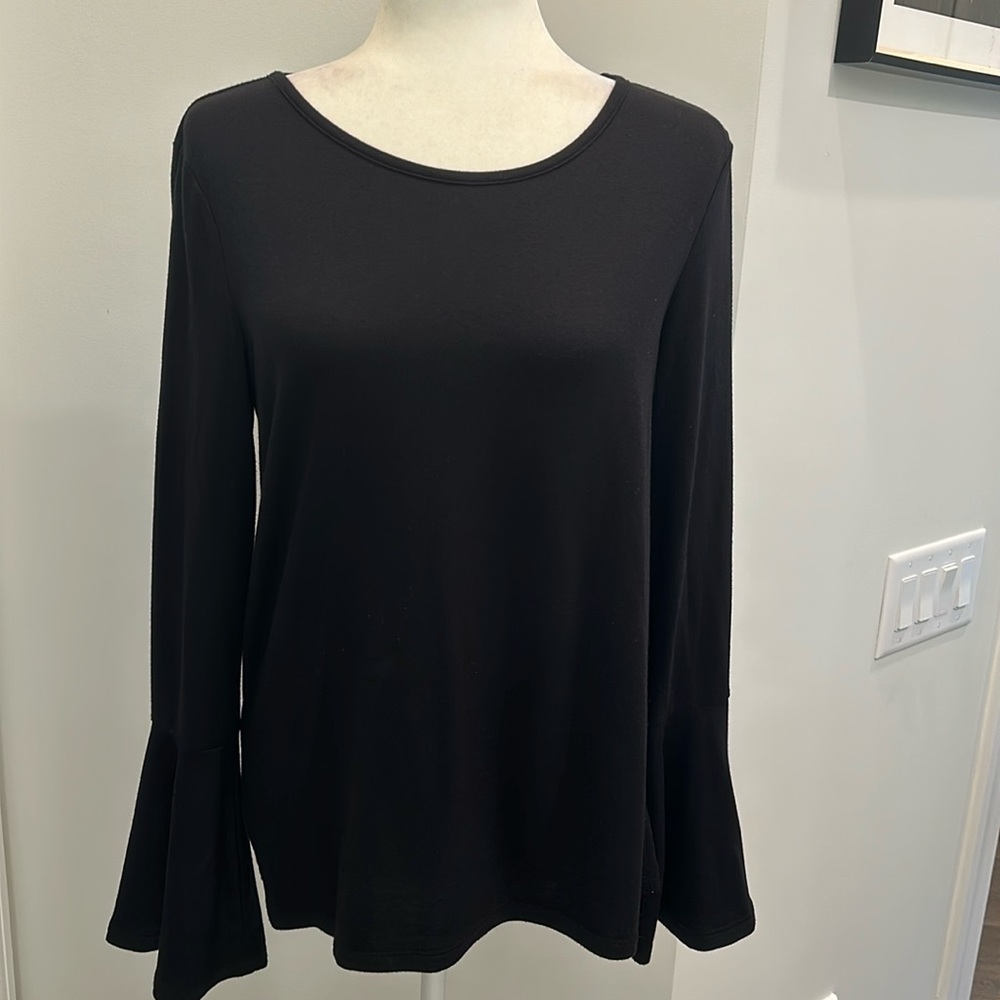 MICHAEL Michael Kors long bell sleeve blouse. Size M